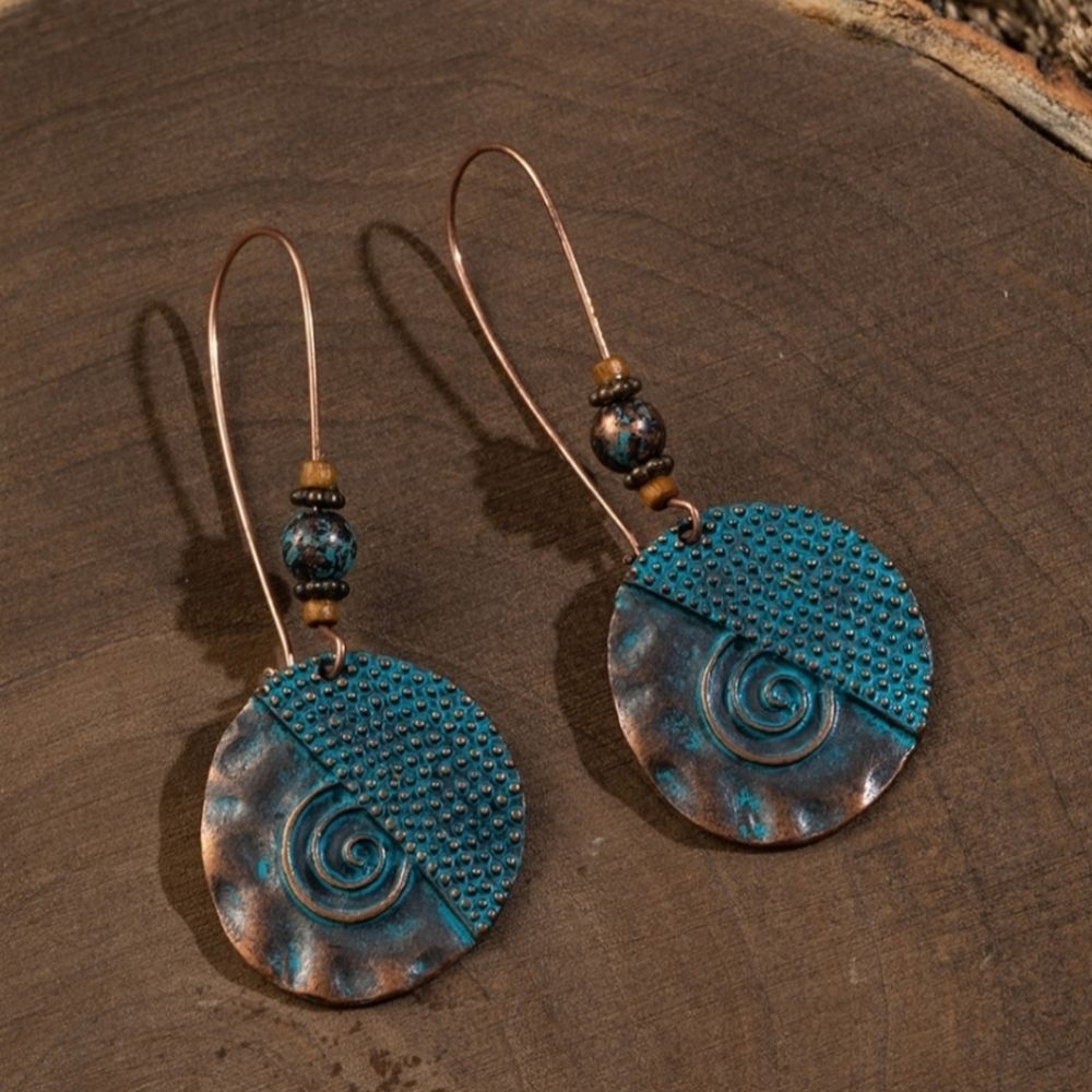Beautiful Vintage Style Rustic Boho Earrings - Picture 2 of 8